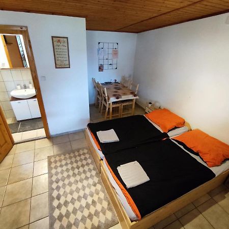Suello Feszek Apartman Apartment Tiszafured Bagian luar foto